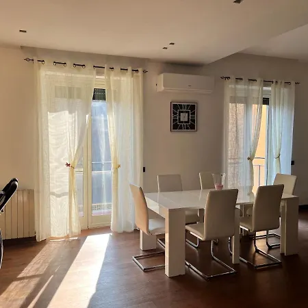 Soleluna Holiday home *
